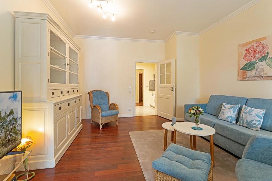 Strandvilla Aegir Mit Ostseeblick * Ostseebad Binz